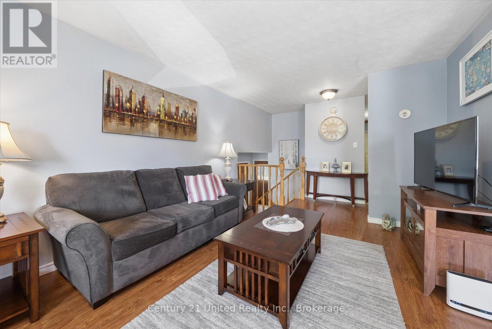 1824 Mapleridge Drive, Peterborough (Monaghan Ward 2), Ontario  K9K 1P9 - Photo 8 - X13483520