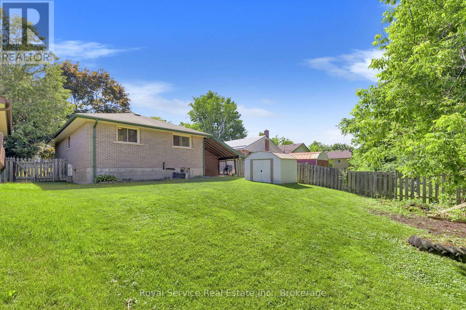 745 Eastdale Court, Peterborough (Ashburnham Ward 4), Ontario  K9H 7C6 - Photo 2 - X13483714