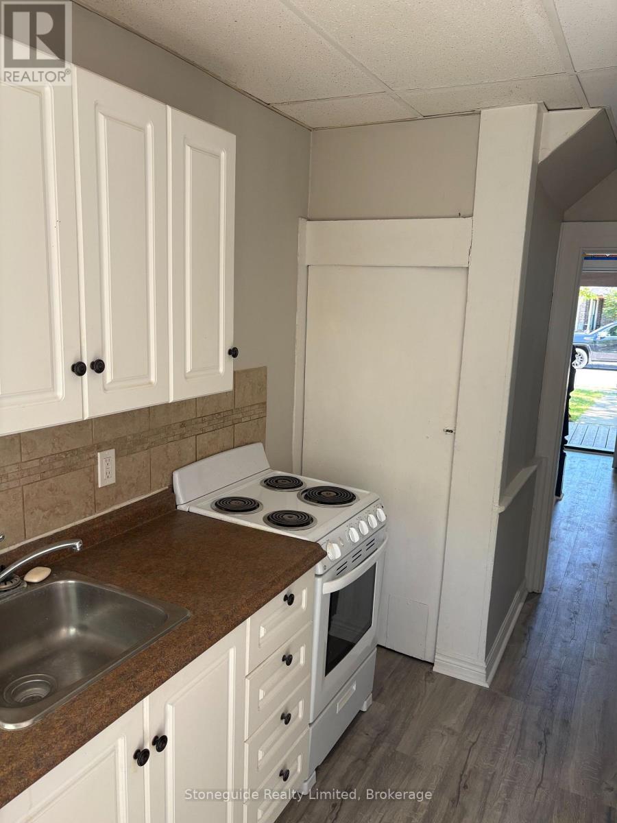 179 Dublin Street, Peterborough (Town Ward 3), Ontario  K9H 3B4 - Photo 4 - X13483764