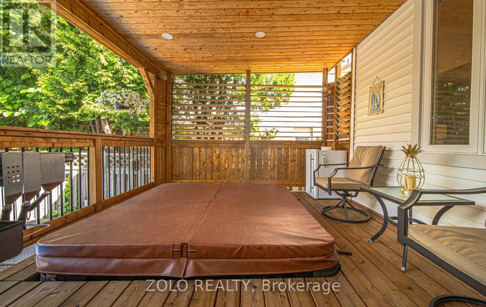 6 Foster Creek Drive, Clarington (Newcastle), Ontario  L1B 1E6 - Photo 37 - E13484010