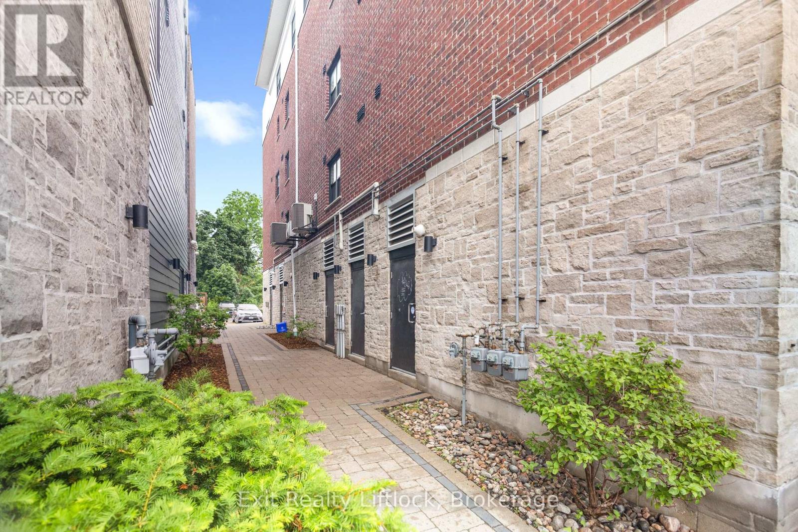 Unit 1 - 234 Hunter Street W, Peterborough (Town Ward 3), Ontario  K9H 3V9 - Photo 17 - X13484492