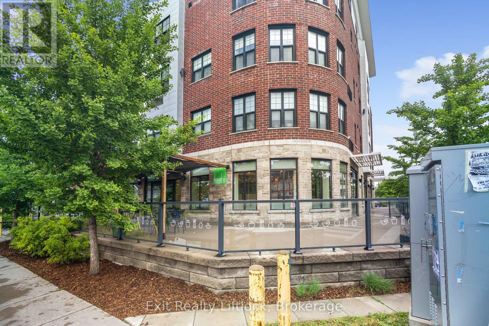 Unit 1 - 234 Hunter Street W, Peterborough (Town Ward 3), Ontario  K9H 3V9 - Photo 2 - X13484492