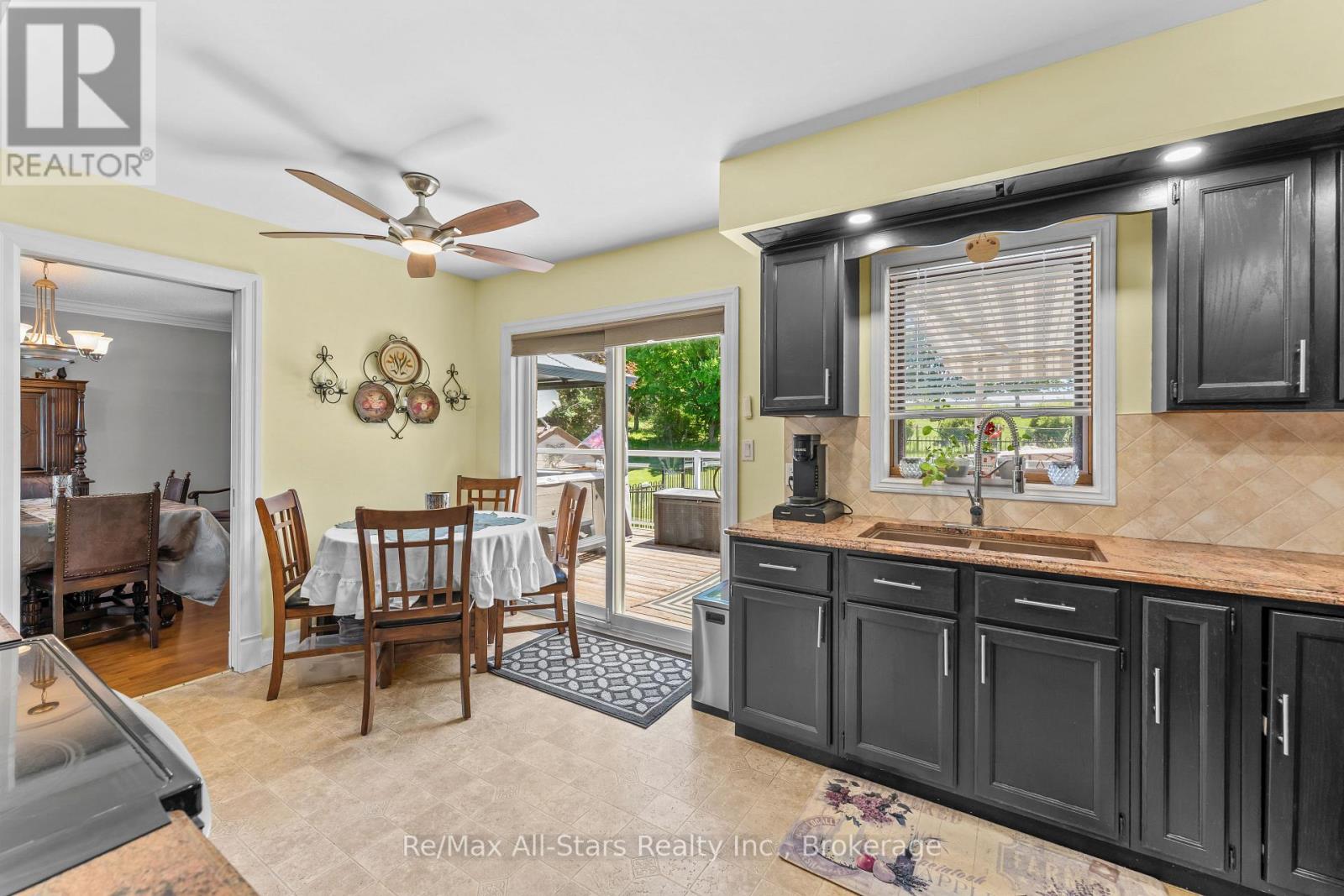 54 Bluewater Avenue, Kawartha Lakes (Fenelon), Ontario  K9V 0K6 - Photo 12 - X13484832