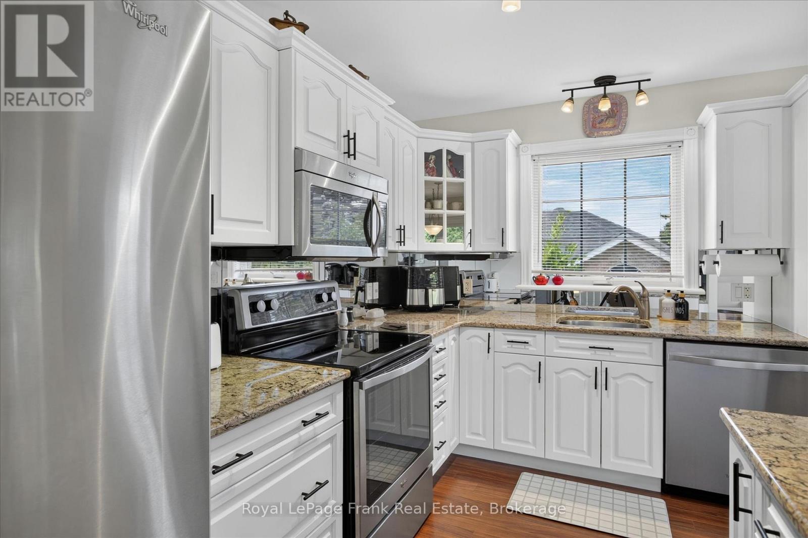 402 - 1742 Ravenwood Drive, Peterborough (Monaghan Ward 2), Ontario  K9K 2R5 - Photo 8 - X13484884
