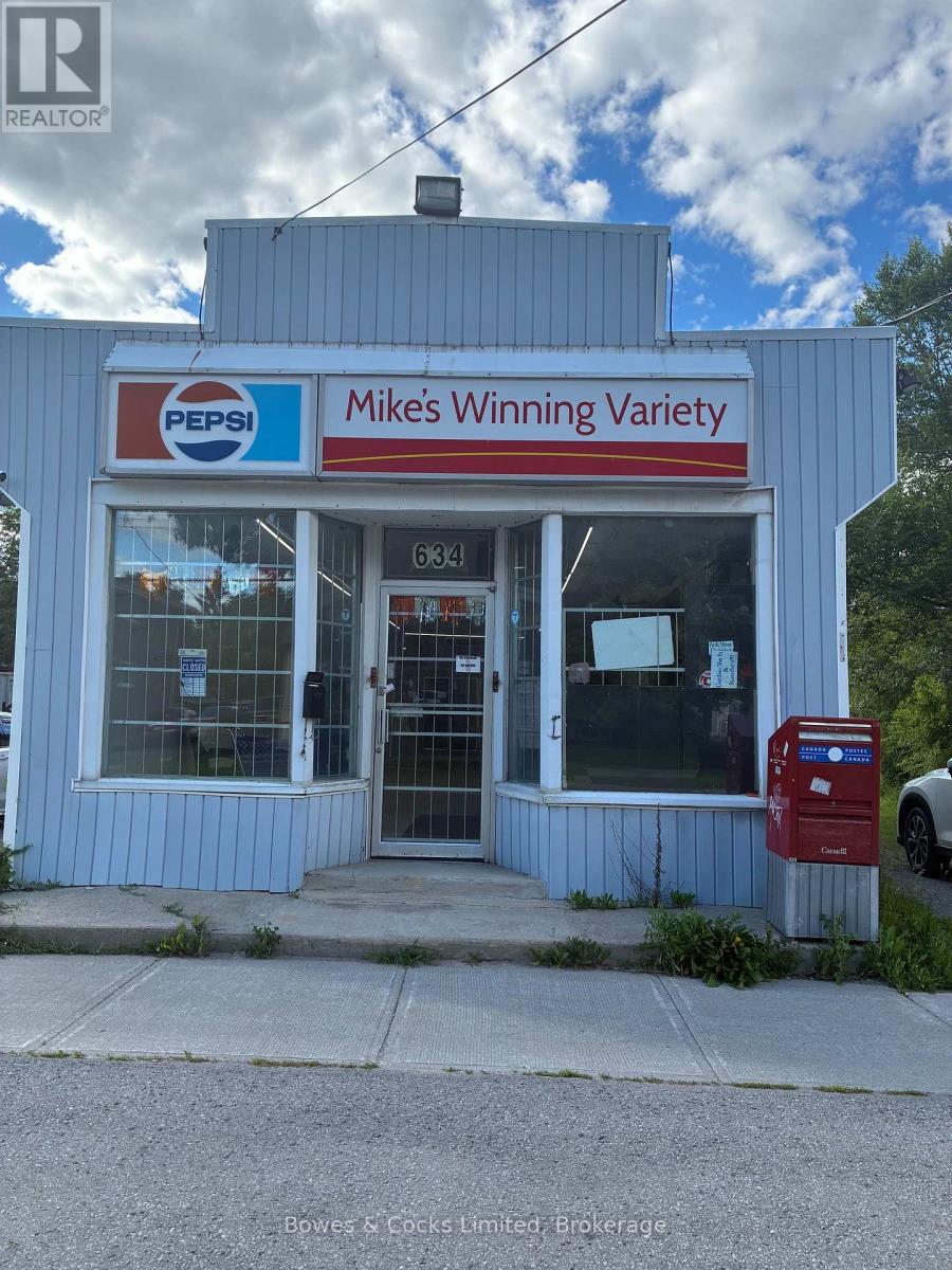 634 CHAMBERLAIN STREET, peterborough (otonabee ward 1), Ontario