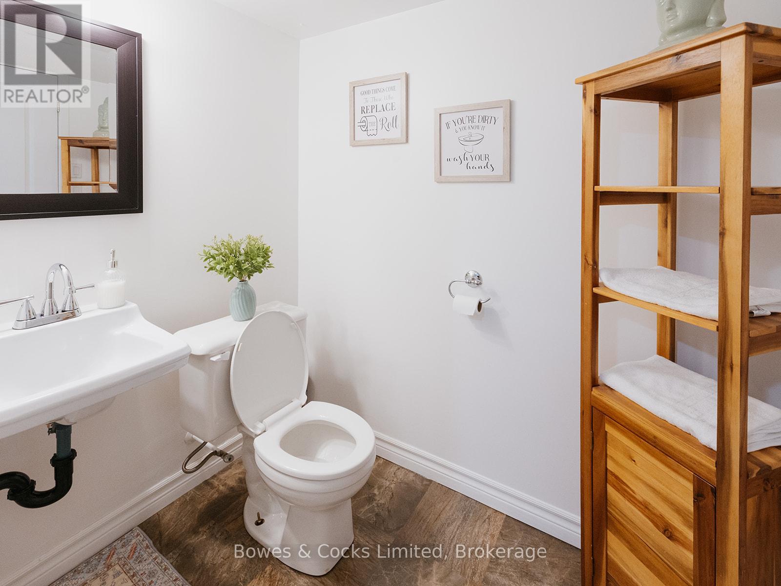 951 Ellesmere Avenue, Peterborough (Northcrest Ward 5), Ontario  K9H 7A9 - Photo 13 - X13485940