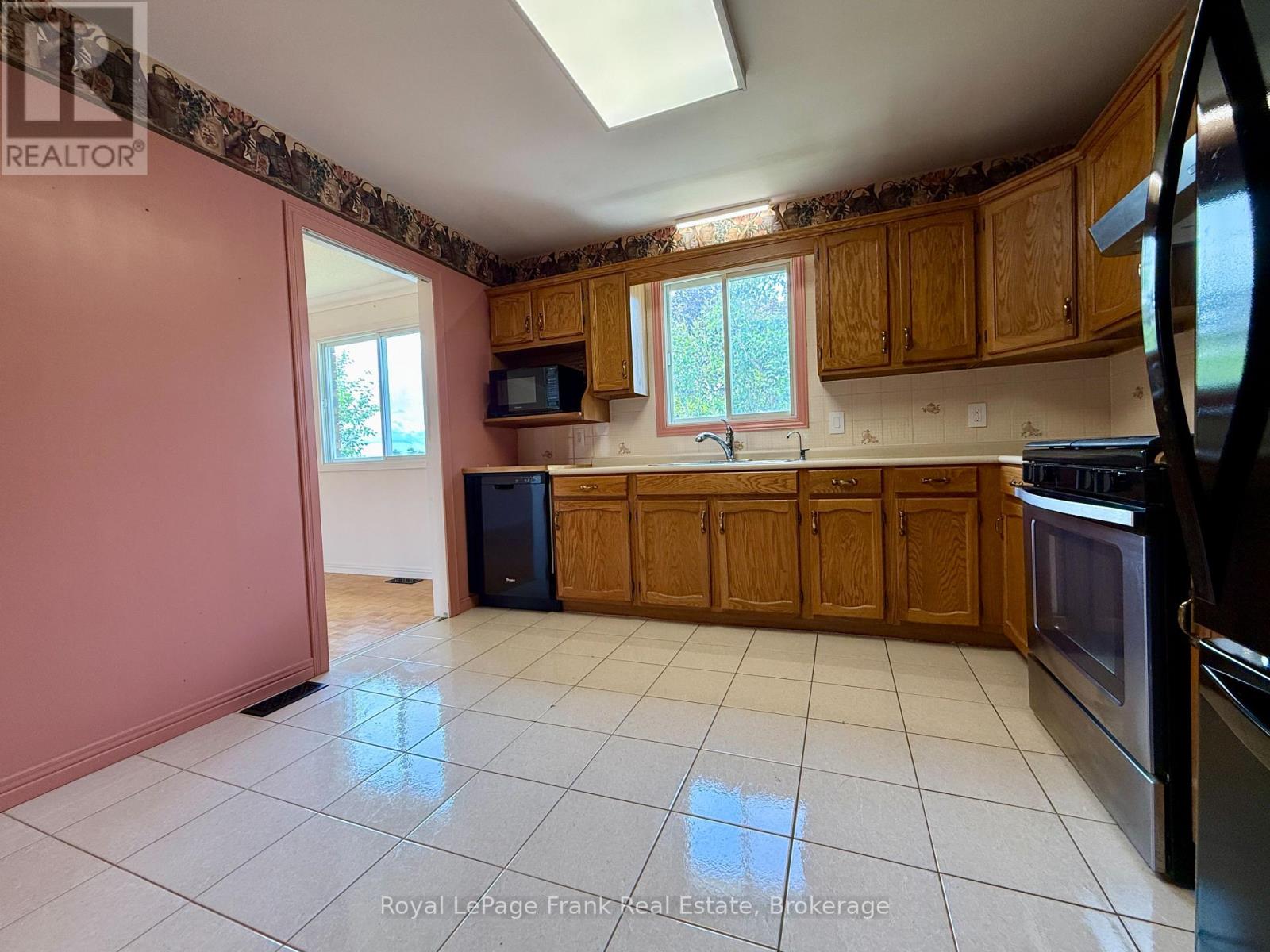 3113 Westridge Boulevard, Peterborough (Monaghan Ward 2), Ontario  K9K 1Z5 - Photo 32 - X13486122