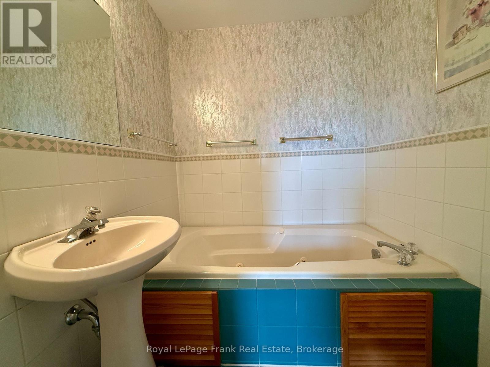 3113 Westridge Boulevard, Peterborough (Monaghan Ward 2), Ontario  K9K 1Z5 - Photo 6 - X13486122