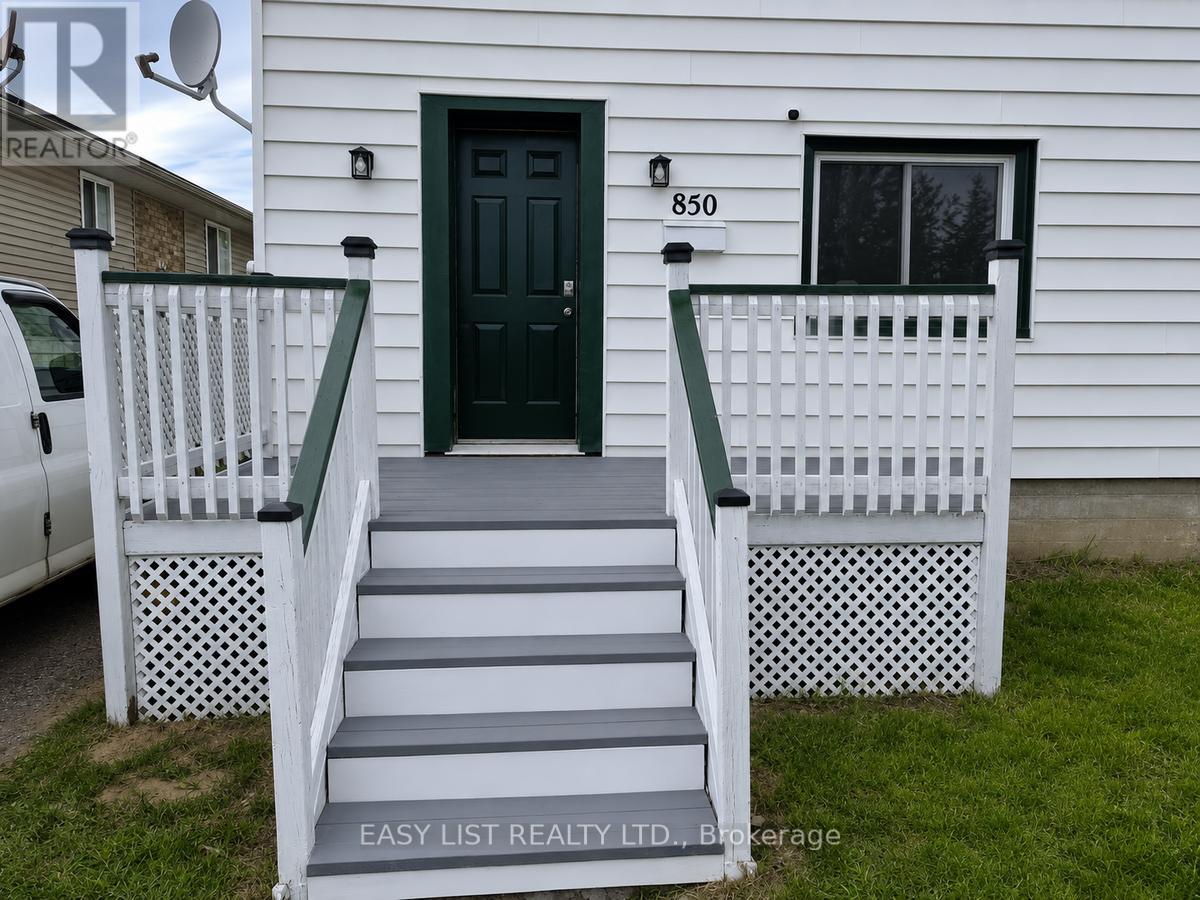 850 St Marys Street, Peterborough (Otonabee Ward 1), Ontario  K9J 4H5 - Photo 2 - X13486106