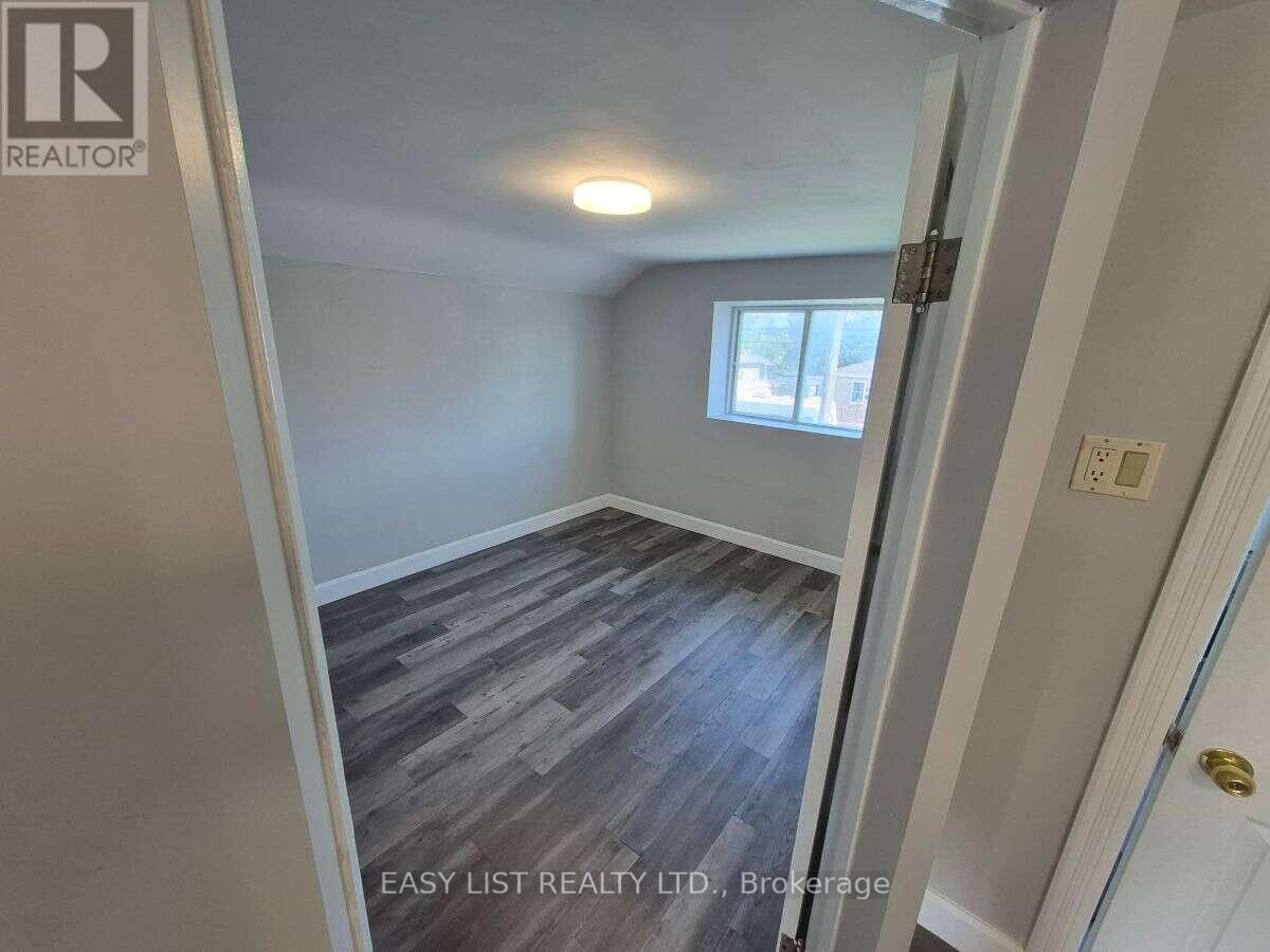 850 St Marys Street, Peterborough (Otonabee Ward 1), Ontario  K9J 4H5 - Photo 21 - X13486106
