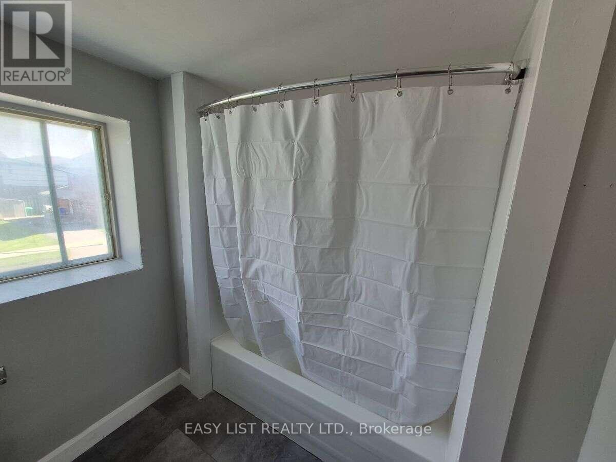 850 St Marys Street, Peterborough (Otonabee Ward 1), Ontario  K9J 4H5 - Photo 26 - X13486106