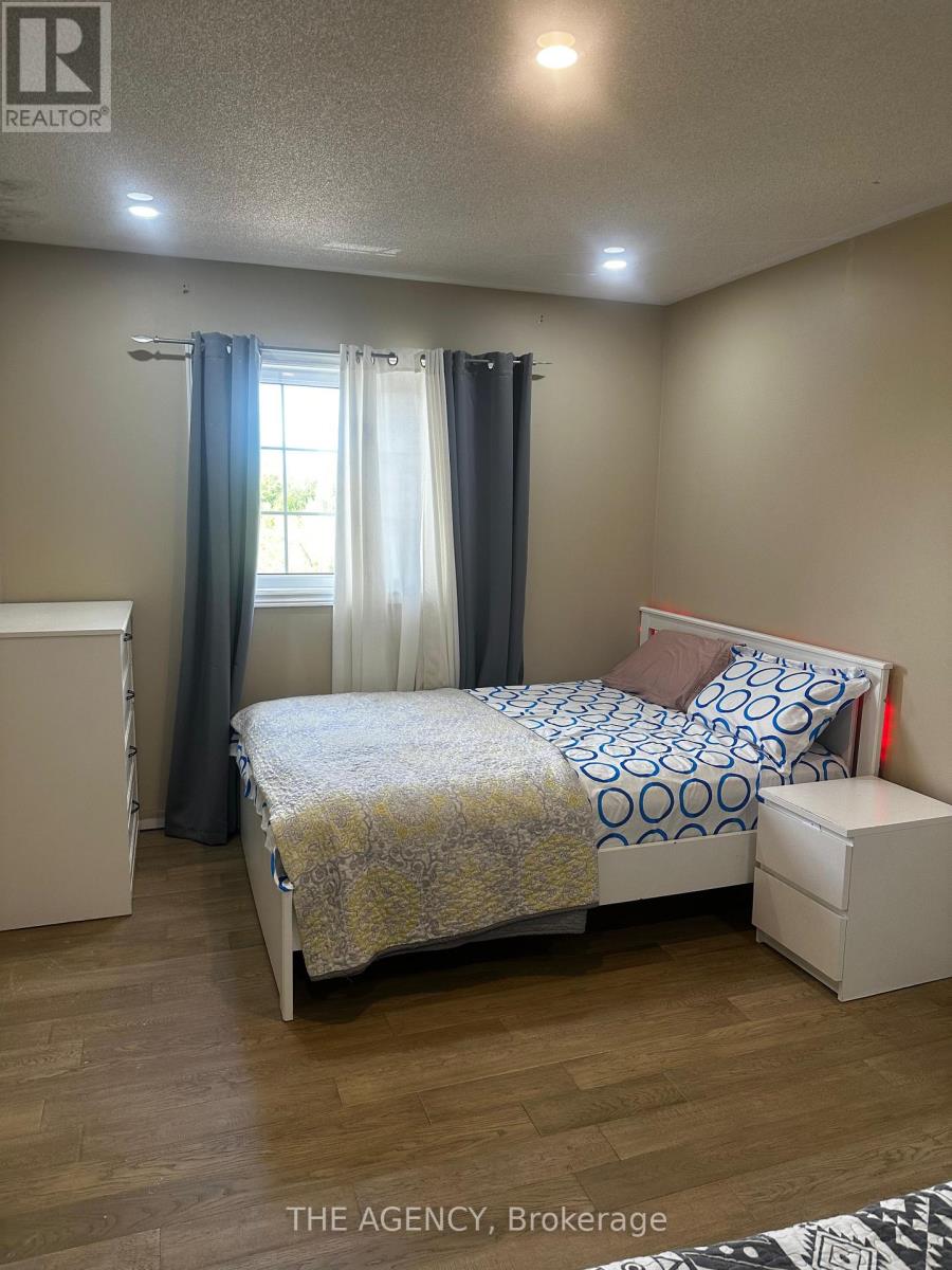 Upper - 326 Chandler Crescent, Peterborough (Monaghan Ward 2), Ontario  K9J 0H4 - Photo 24 - X13486924