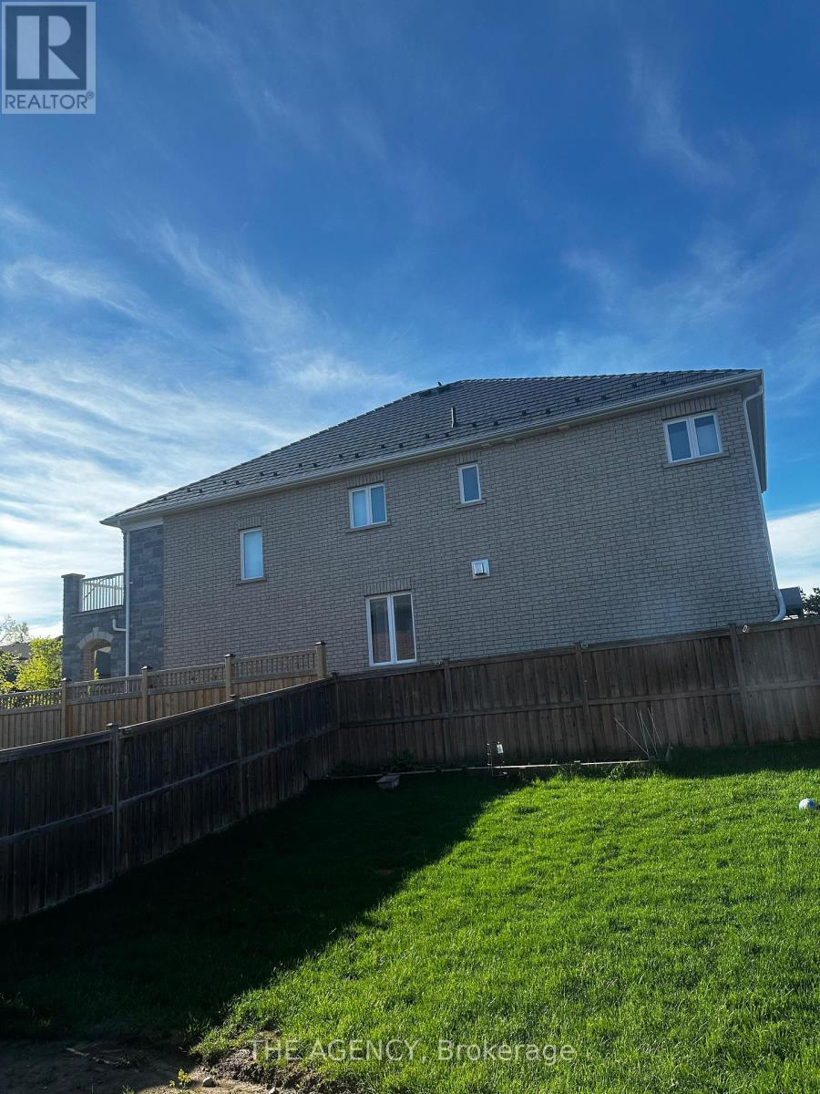 Upper - 326 Chandler Crescent, Peterborough (Monaghan Ward 2), Ontario  K9J 0H4 - Photo 38 - X13486924