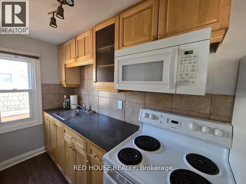 1306 Monaghan Road, Peterborough (Town Ward 3), Ontario  K9J 5M1 - Photo 14 - X13487008