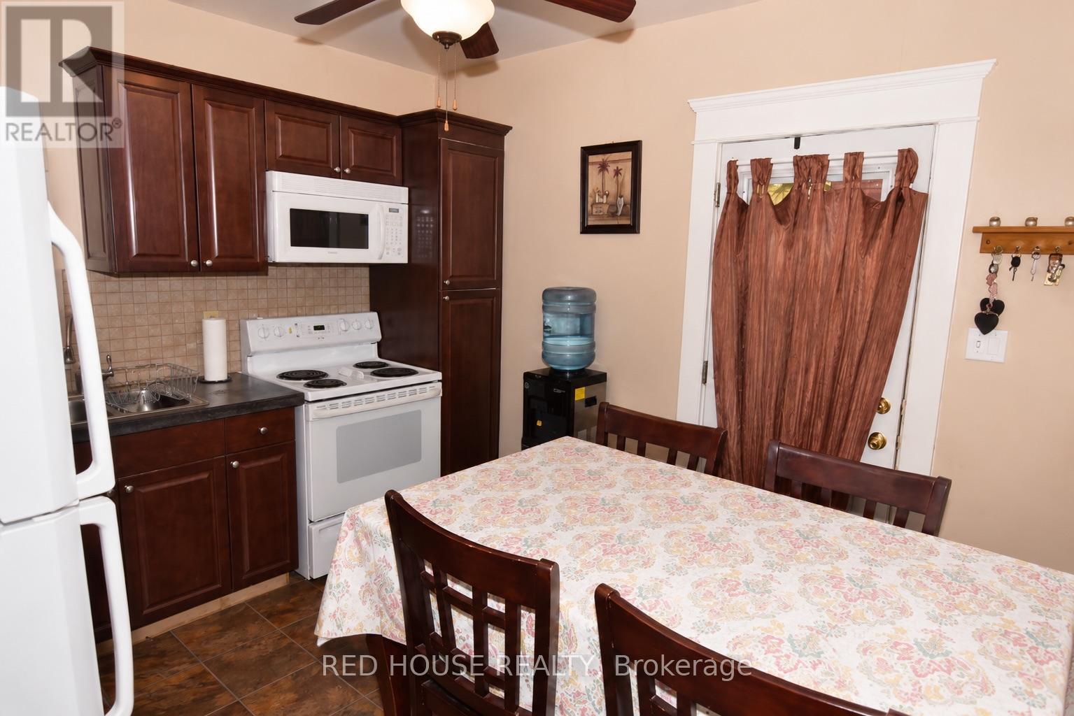 1306 Monaghan Road, Peterborough (Town Ward 3), Ontario  K9J 5M1 - Photo 6 - X13487008