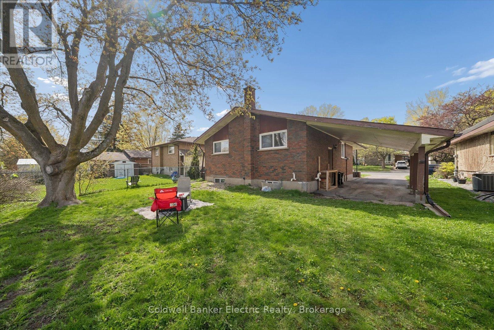 265 Sunset Boulevard, Peterborough (Northcrest Ward 5), Ontario  K9H 5L1 - Photo 35 - X13488044