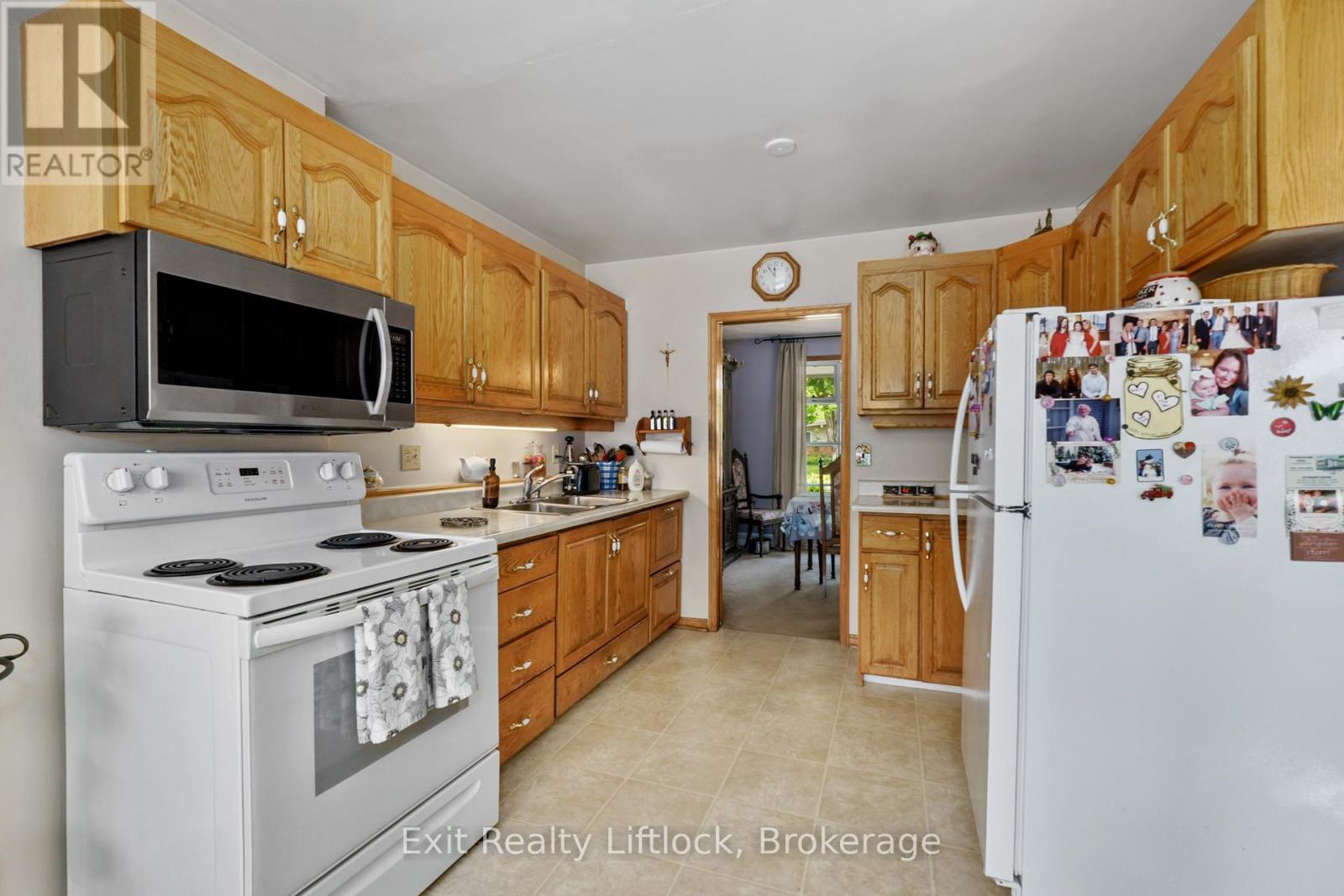 1219 Edmison Drive, Peterborough (Northcrest Ward 5), Ontario  K9H 6V2 - Photo 11 - X13488234