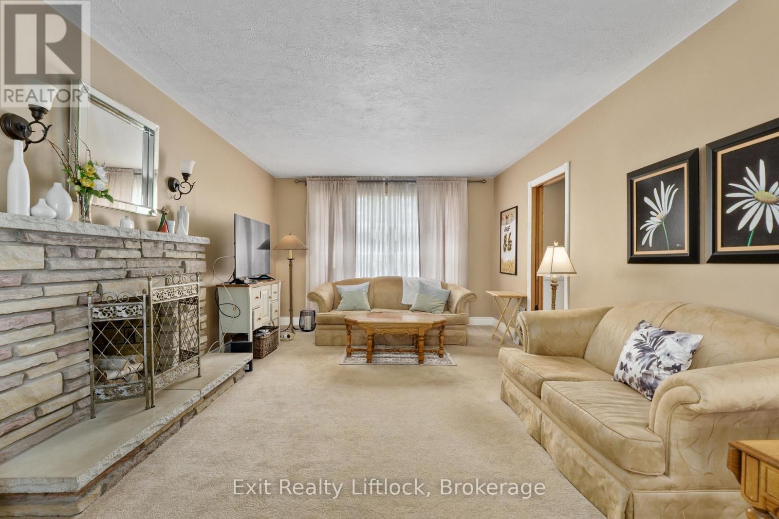 1219 Edmison Drive, Peterborough (Northcrest Ward 5), Ontario  K9H 6V2 - Photo 7 - X13488234