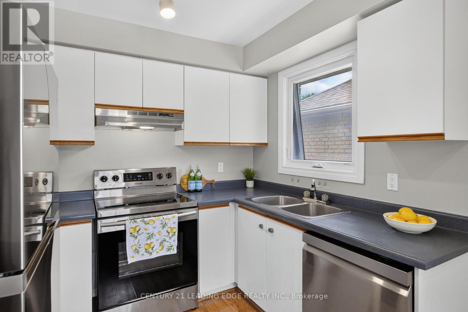 213 Milroy Drive, Peterborough (Northcrest Ward 5), Ontario  K9H 7M8 - Photo 10 - X13488226