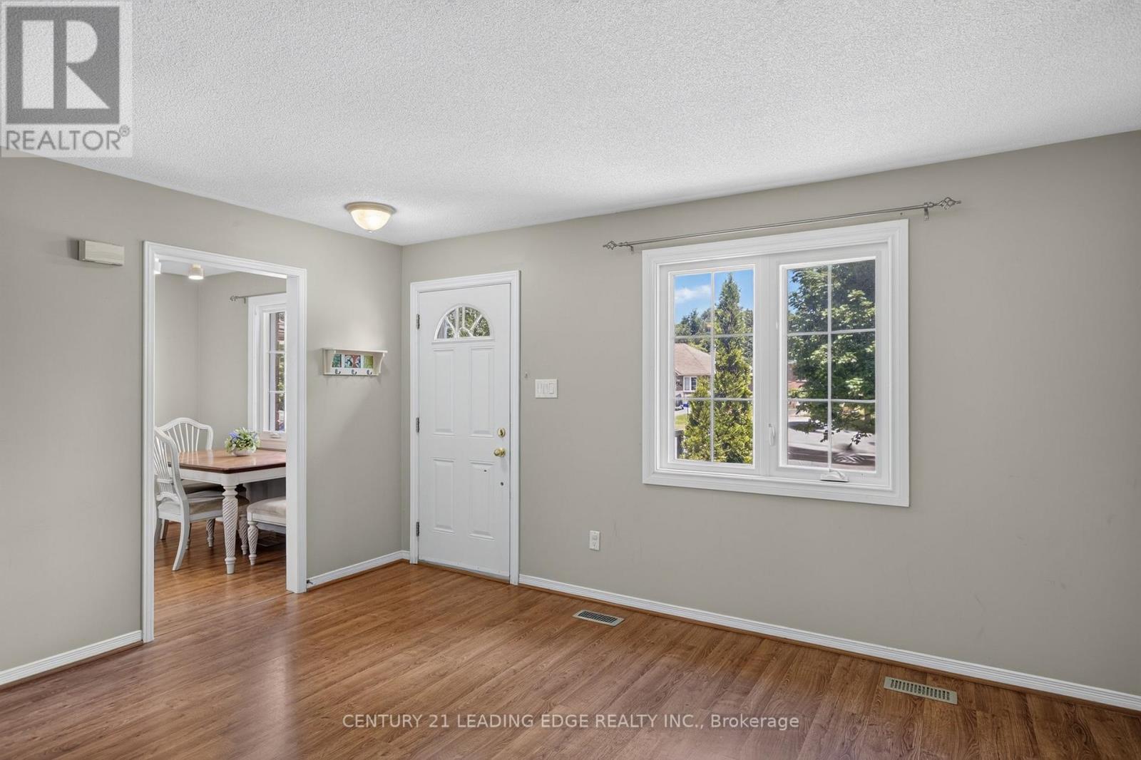213 Milroy Drive, Peterborough (Northcrest Ward 5), Ontario  K9H 7M8 - Photo 8 - X13488226