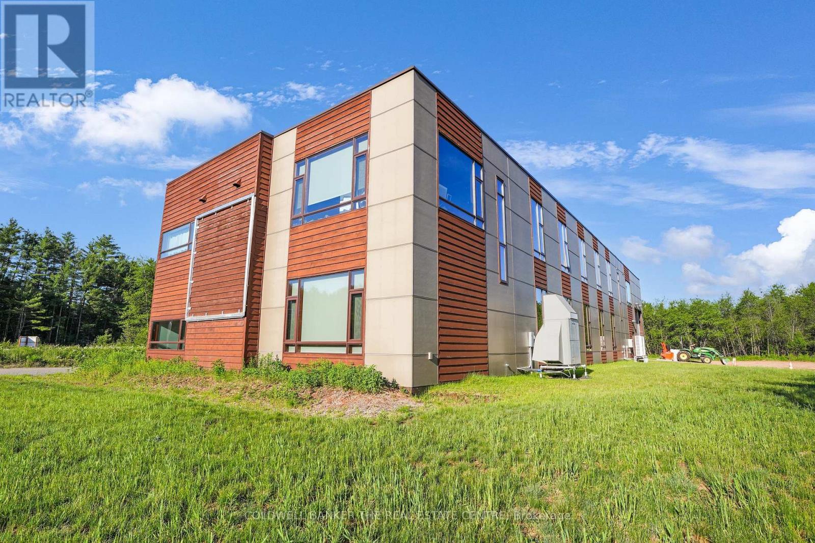 13 Commerce Court, Hastings Highlands (Herschel Ward), Ontario  K0L 1C0 - Photo 5 - X13490054