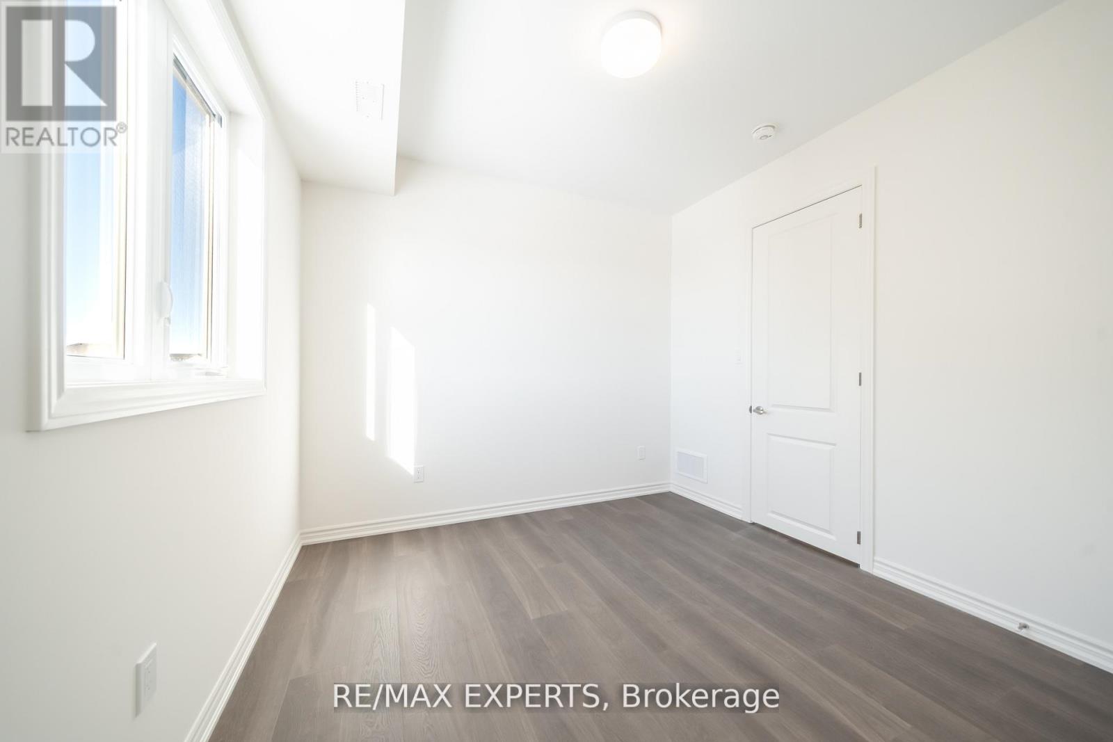2nd Flr - 54 Debois Street, Kawartha Lakes (Lindsay), Ontario  K9V 0S5 - Photo 21 - X13490344