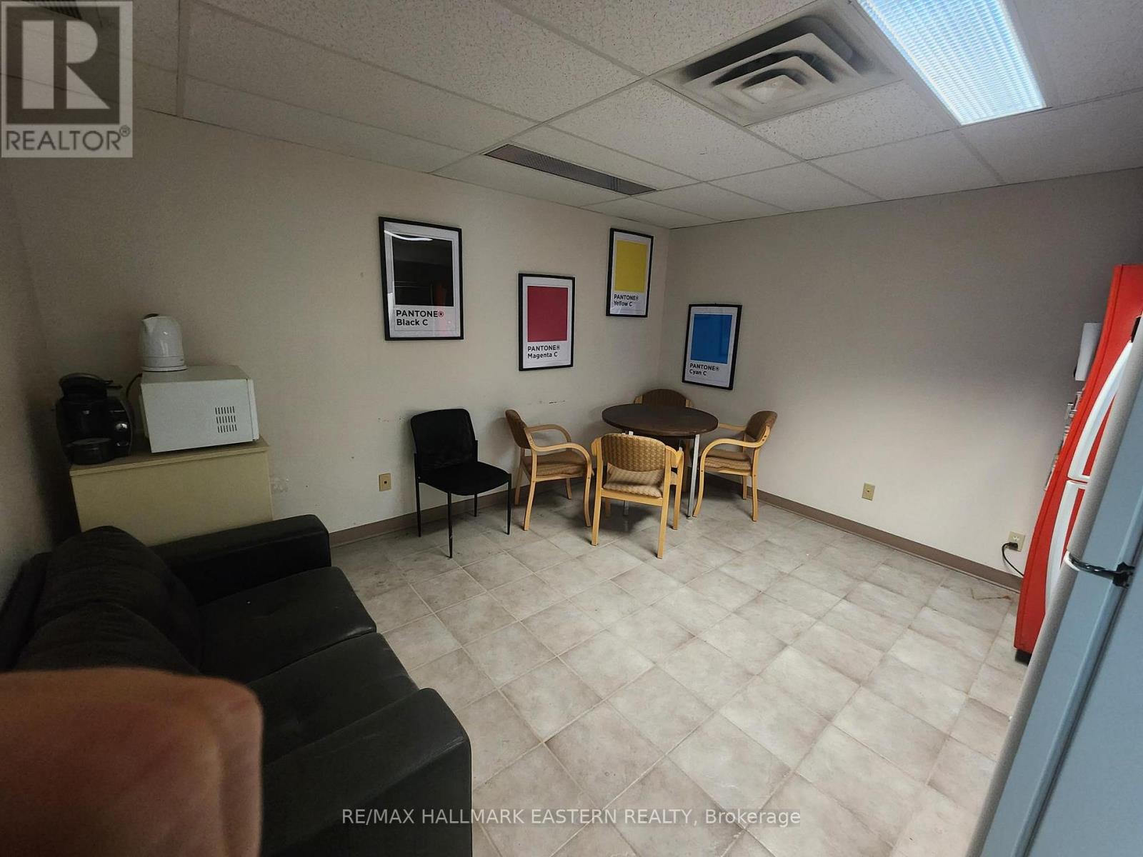 708 Rye Street, Peterborough (Otonabee Ward 1), Ontario  K9J 6W9 - Photo 12 - X13490814