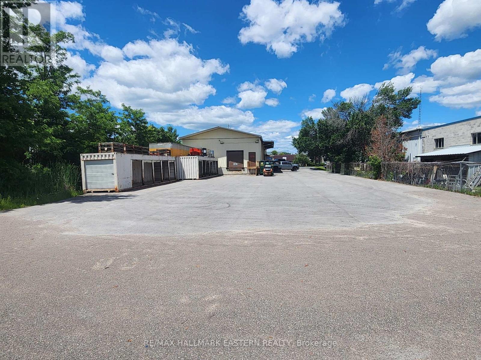 708 Rye Street, Peterborough (Otonabee Ward 1), Ontario  K9J 6W9 - Photo 3 - X13490814