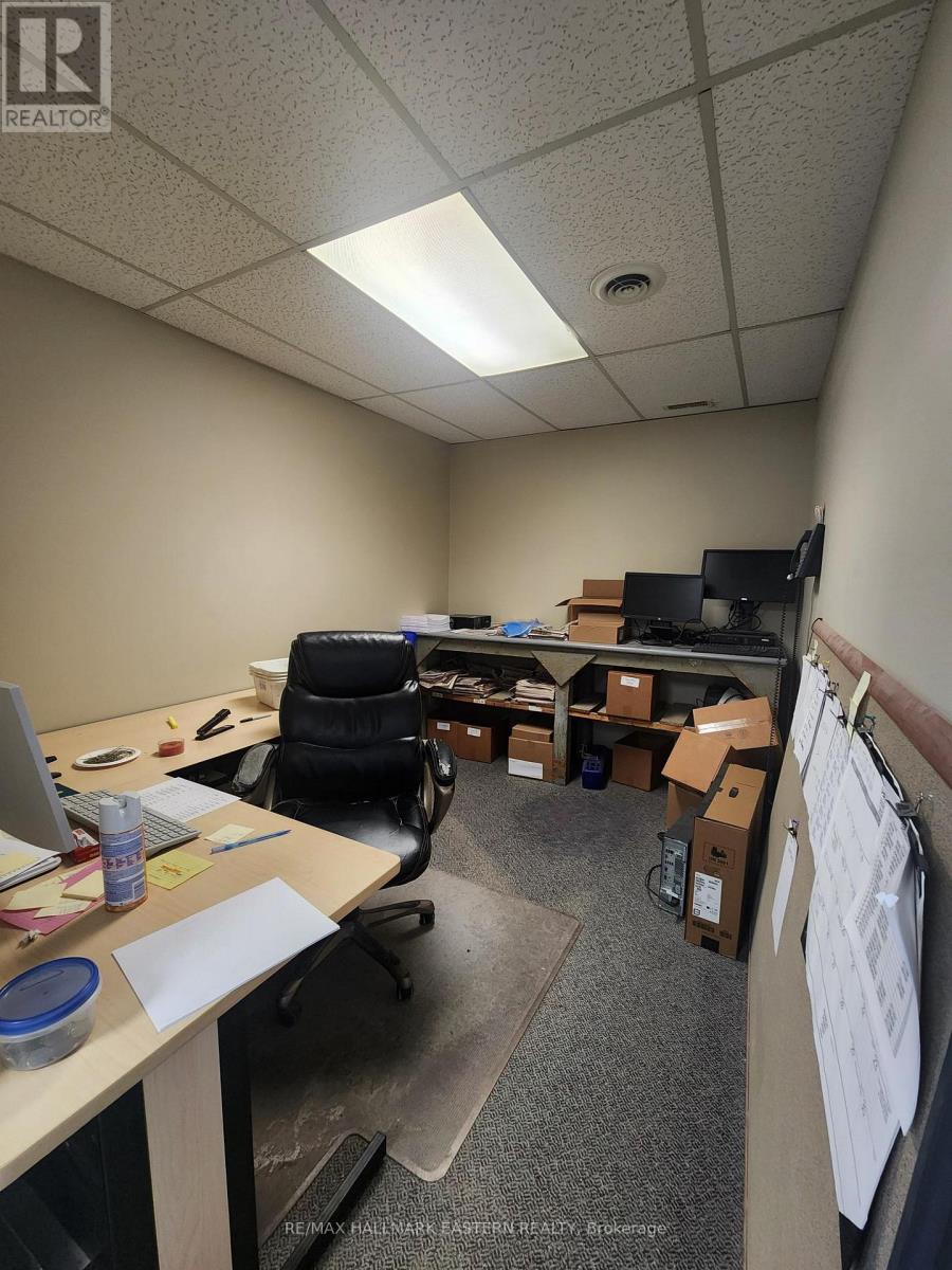 708 Rye Street, Peterborough (Otonabee Ward 1), Ontario  K9J 6W9 - Photo 9 - X13490814