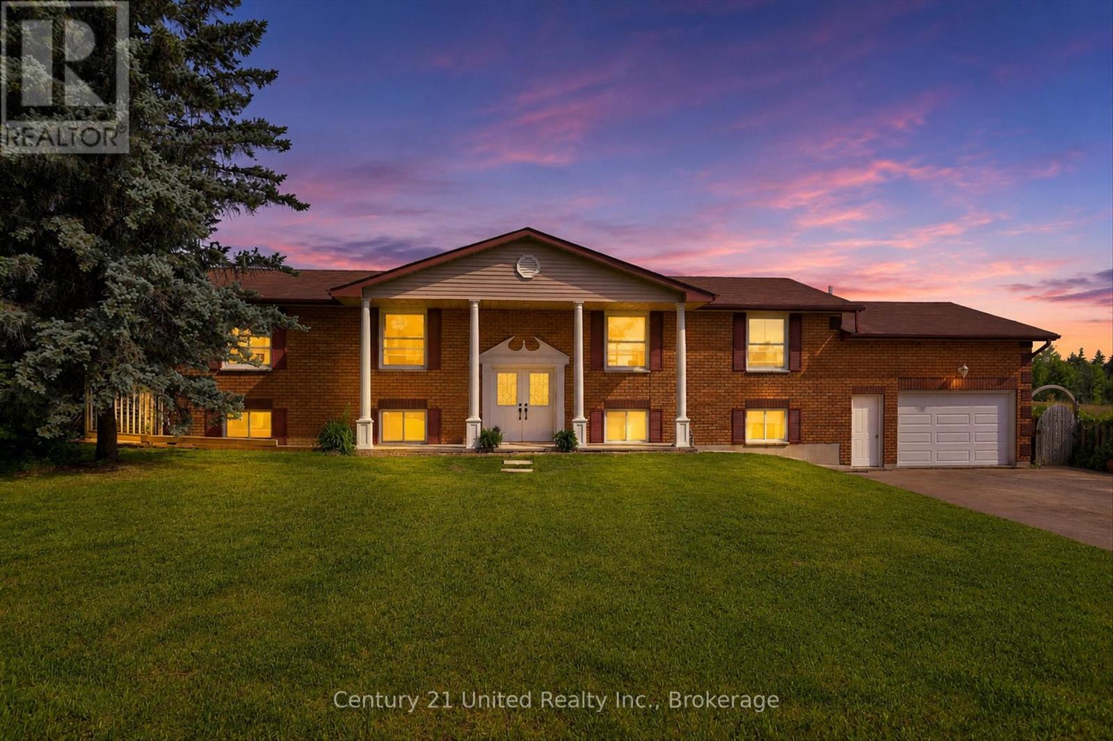 850 LISTOWEL LINE, selwyn, Ontario