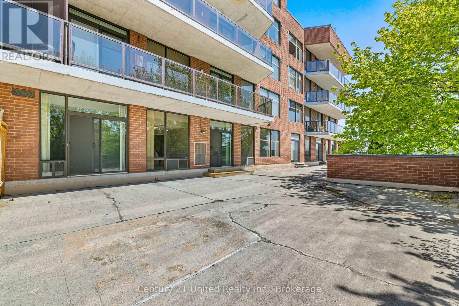 104 - 2 George Street N, Peterborough (Town Ward 3), Ontario  K9J 8K8 - Photo 4 - X13491084
