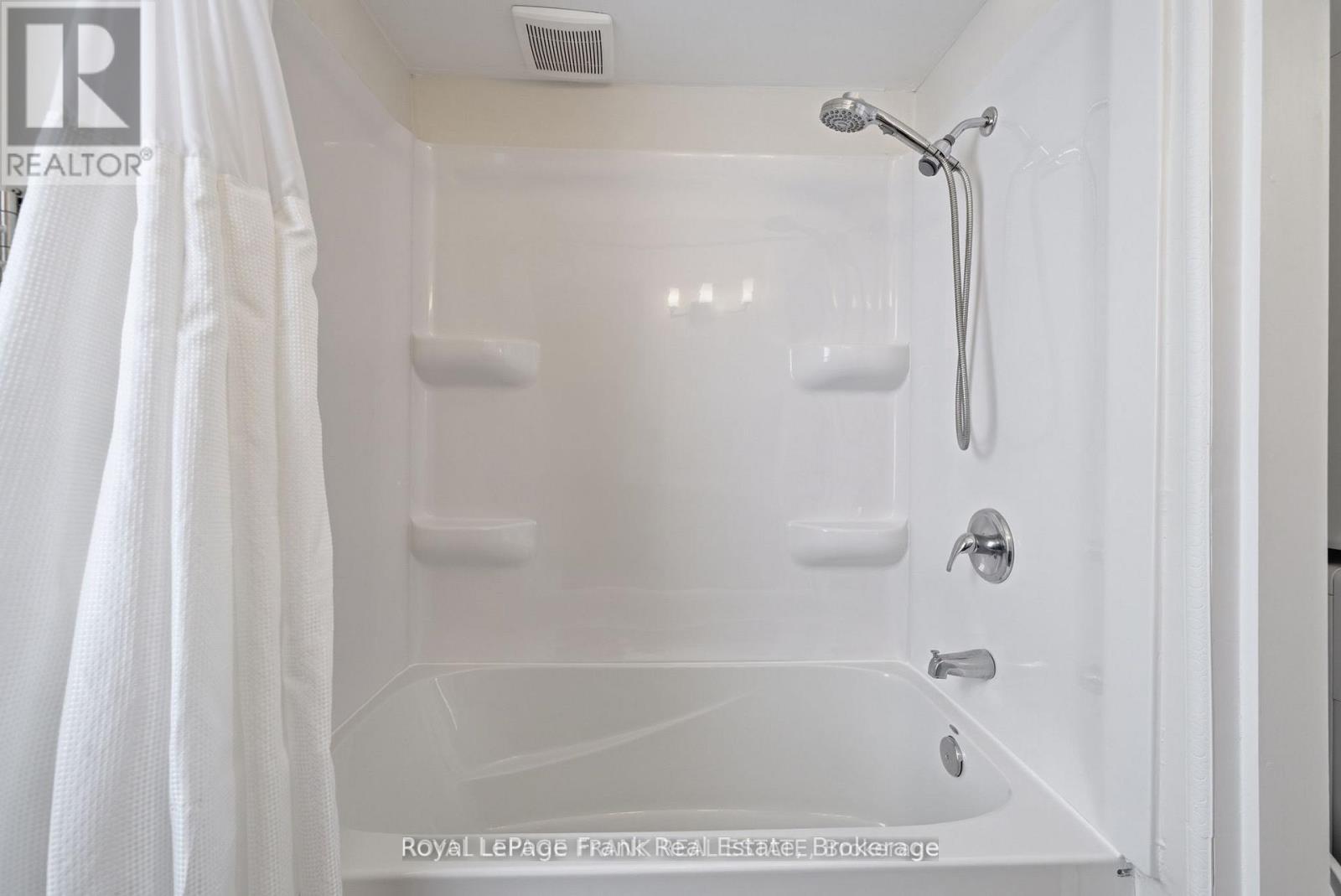 121 Durham Street W, Kawartha Lakes (Lindsay), Ontario  K9V 2R3 - Photo 19 - X13491120