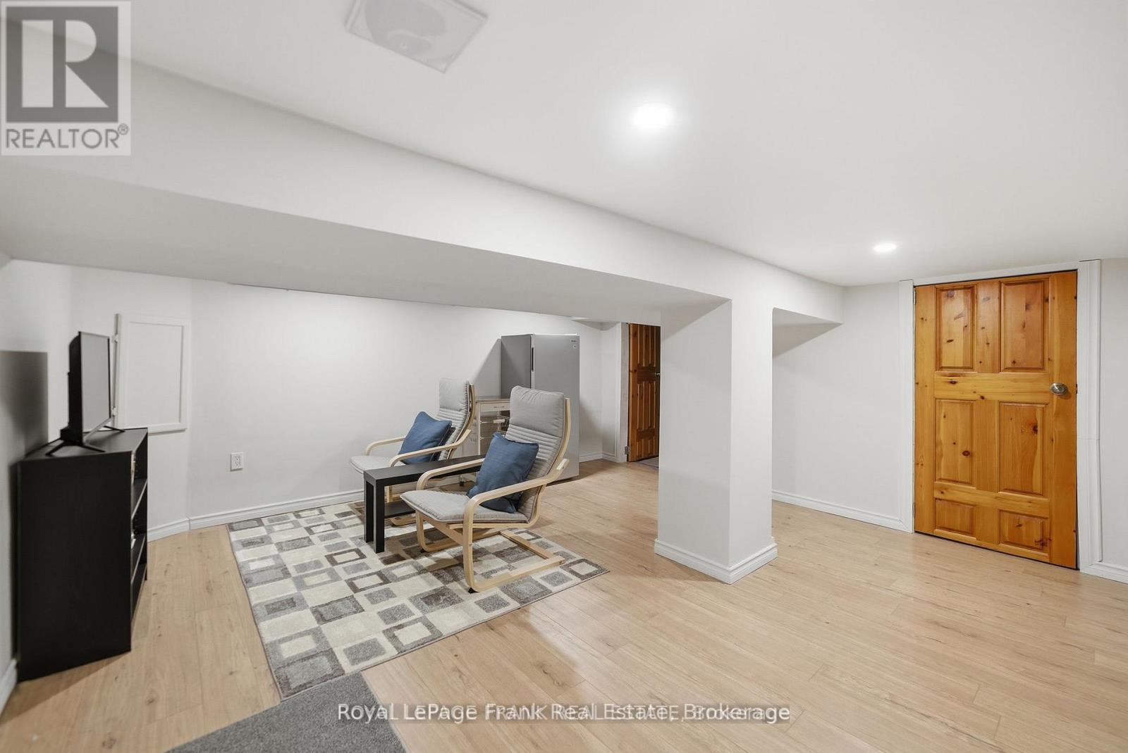 121 Durham Street W, Kawartha Lakes (Lindsay), Ontario  K9V 2R3 - Photo 41 - X13491120