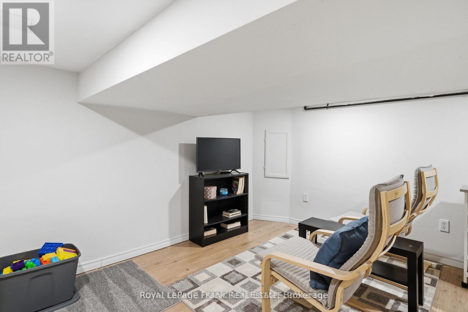 121 Durham Street W, Kawartha Lakes (Lindsay), Ontario  K9V 2R3 - Photo 42 - X13491120
