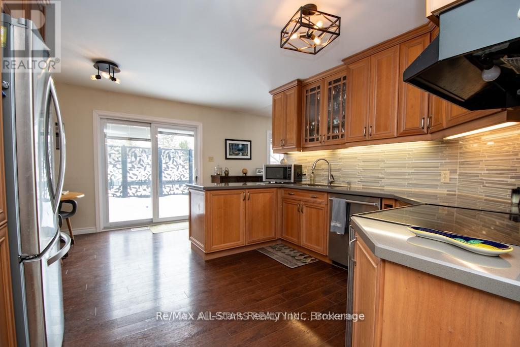 9 Don Court, Kawartha Lakes (Lindsay), Ontario  K9V 5T1 - Photo 10 - X13492952