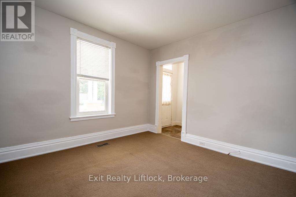 849 Water Street, Peterborough (Northcrest Ward 5), Ontario  K9H 3P1 - Photo 13 - X13493964