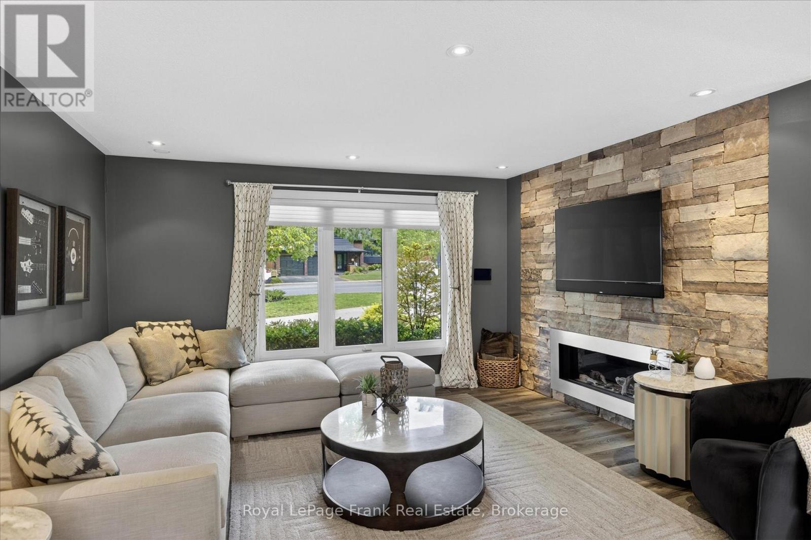 959 Weller Street, Peterborough (Monaghan Ward 2), Ontario  K9J 4Y3 - Photo 13 - X13494050