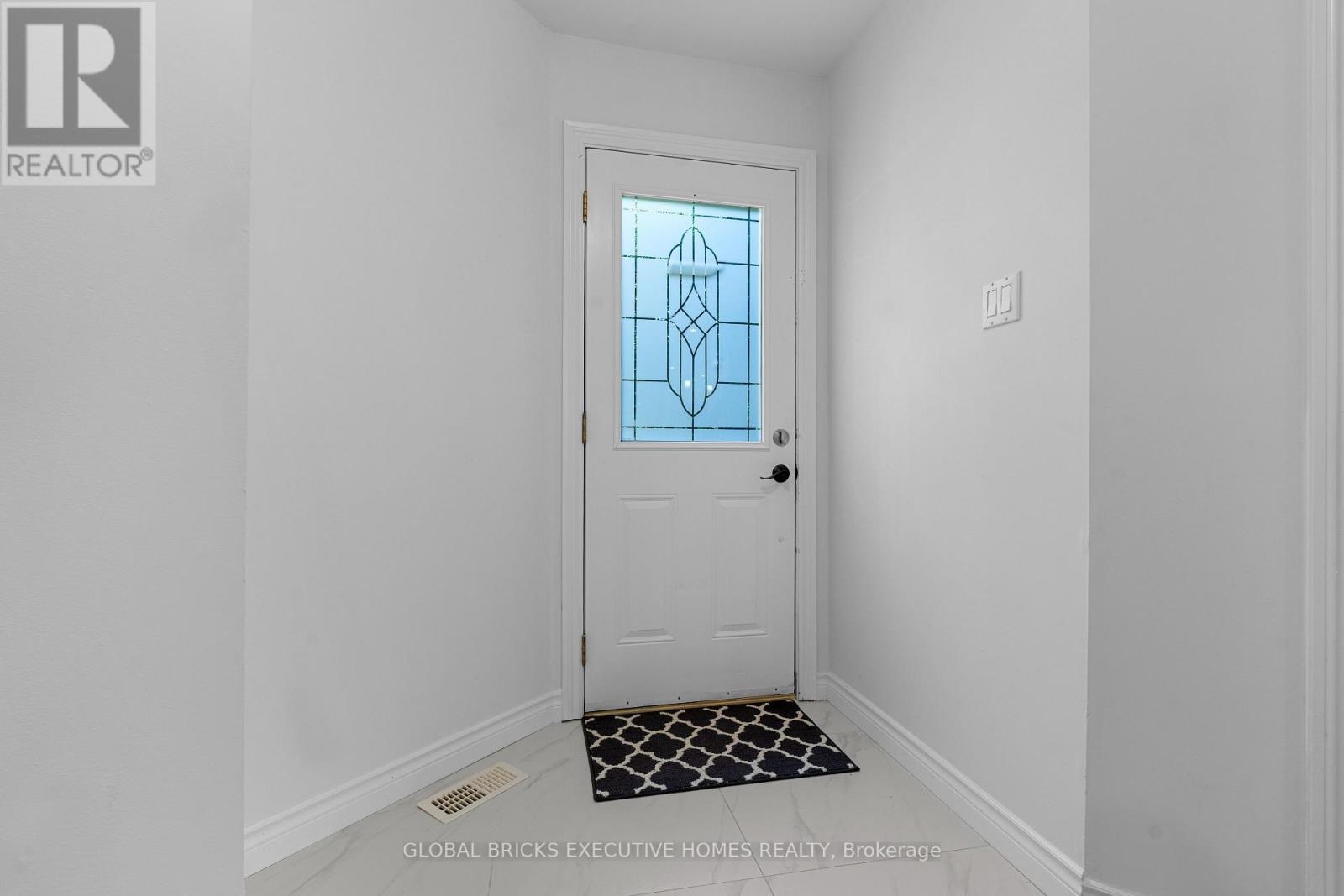 125 Andrew Street, Clarington (Newcastle), Ontario  L1B 1J5 - Photo 16 - E13494768