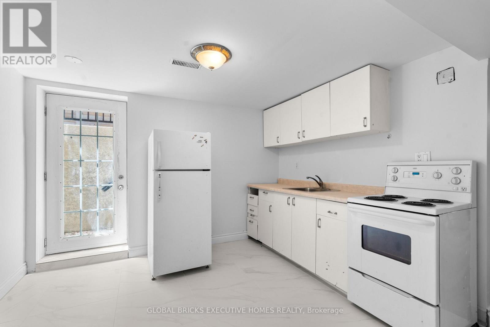 125 Andrew Street, Clarington (Newcastle), Ontario  L1B 1J5 - Photo 19 - E13494768