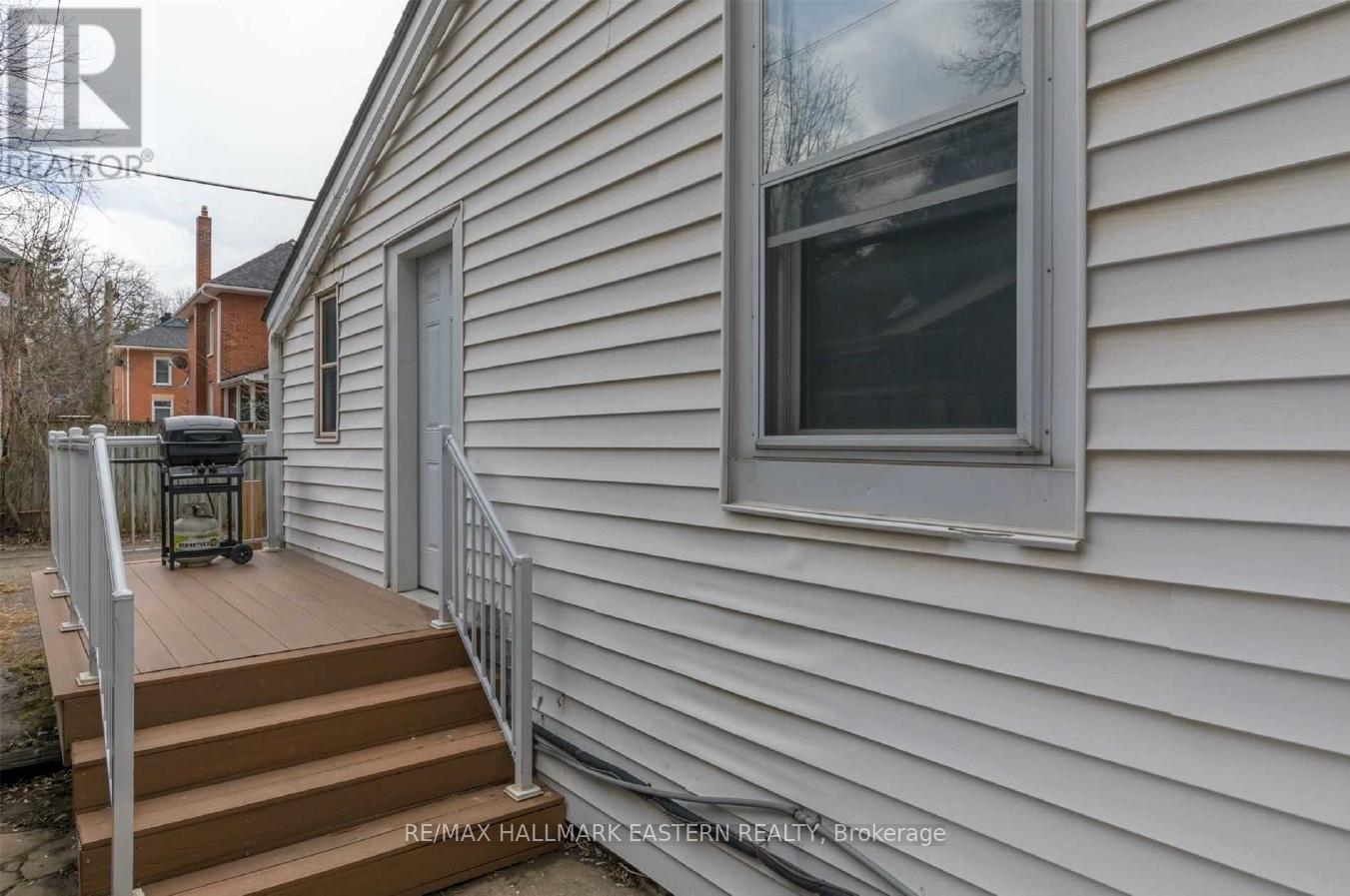 273 Thomas Street, Peterborough (Town Ward 3), Ontario  K9J 5E7 - Photo 33 - X13494992