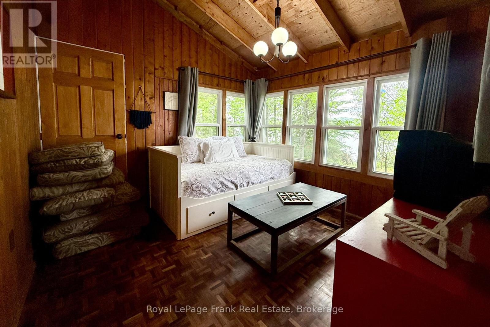 554a South Mckenzie Lake Road, South Algonquin, Ontario  K0L 2K0 - Photo 13 - X13495220