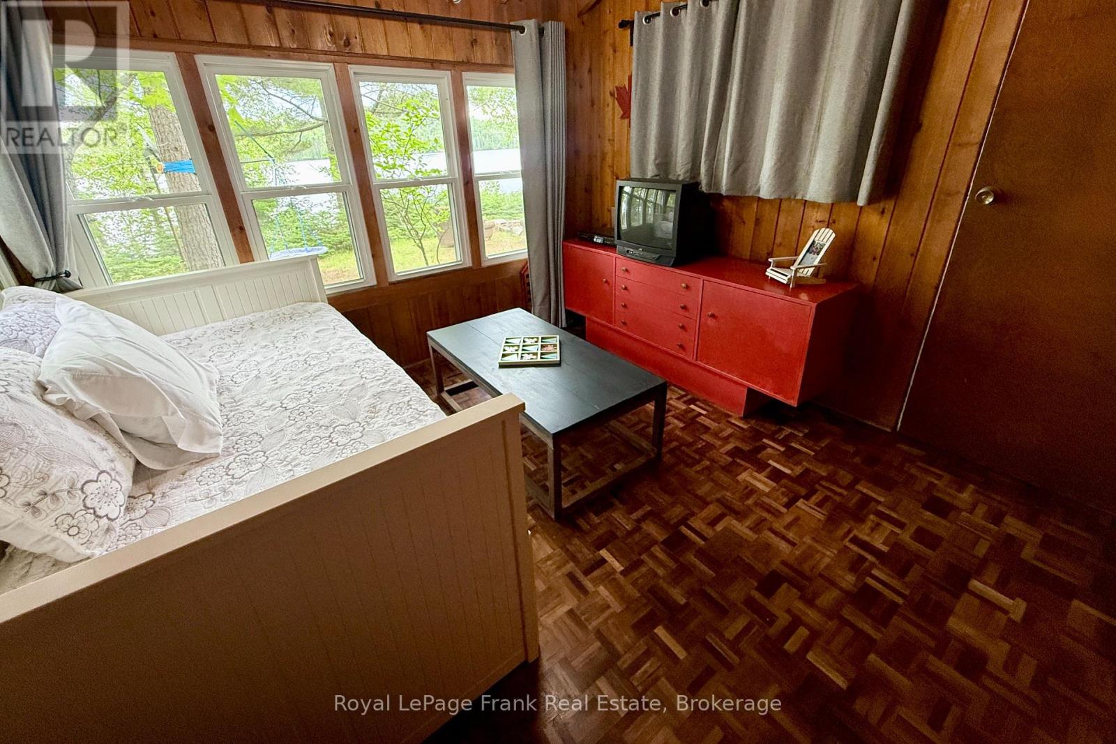 554a South Mckenzie Lake Road, South Algonquin, Ontario  K0L 2K0 - Photo 14 - X13495220