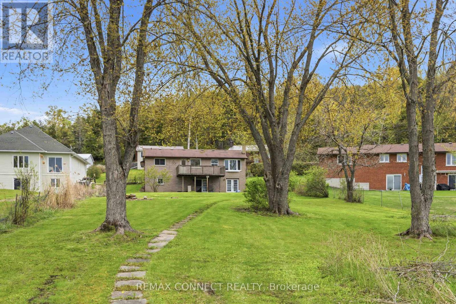36 Helen Drive, Kawartha Lakes (Omemee), Ontario  K0L 2W0 - Photo 46 - X13495774