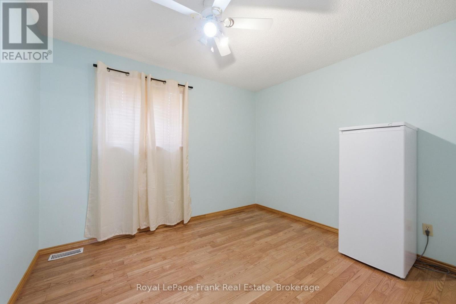 126 Angeline Street S, Kawartha Lakes (Lindsay), Ontario  K9V 3L6 - Photo 16 - X13497406