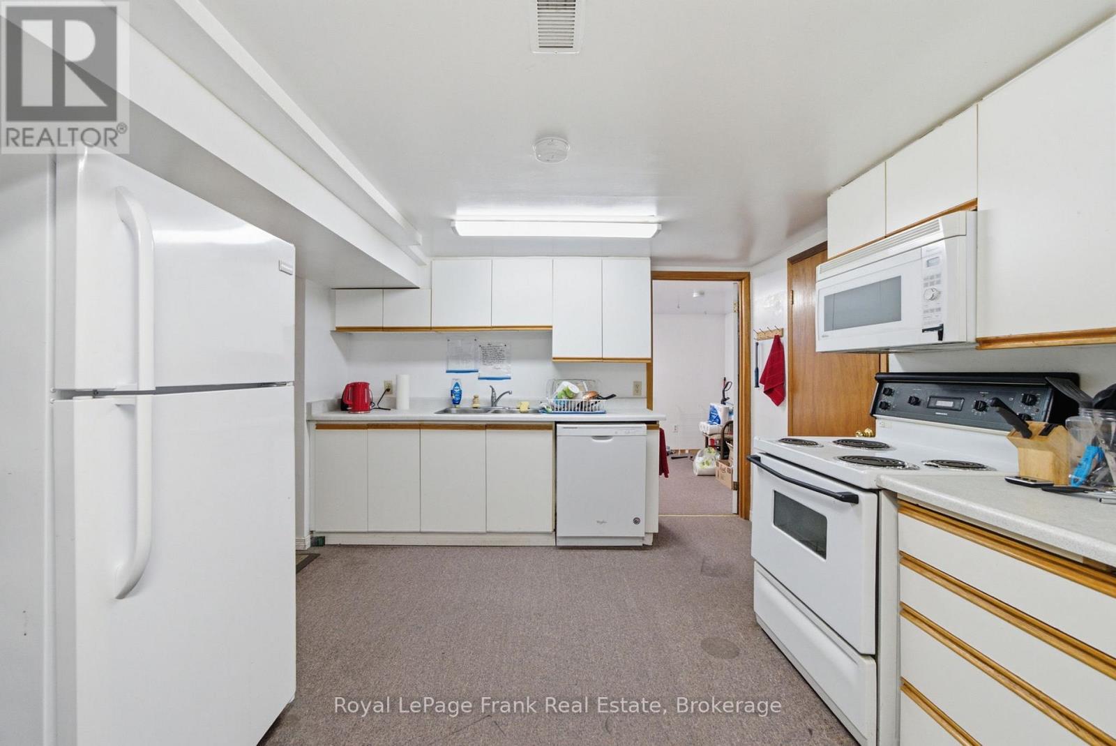 126 Angeline Street S, Kawartha Lakes (Lindsay), Ontario  K9V 3L6 - Photo 28 - X13497406