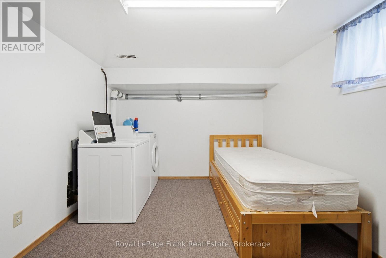 126 Angeline Street S, Kawartha Lakes (Lindsay), Ontario  K9V 3L6 - Photo 35 - X13497406