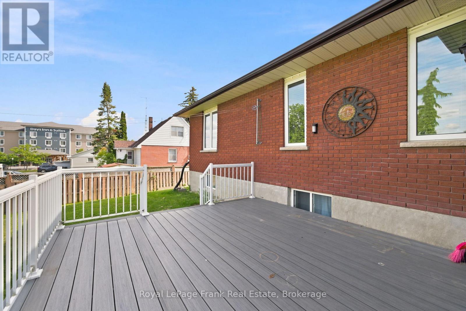 126 Angeline Street S, Kawartha Lakes (Lindsay), Ontario  K9V 3L6 - Photo 39 - X13497406