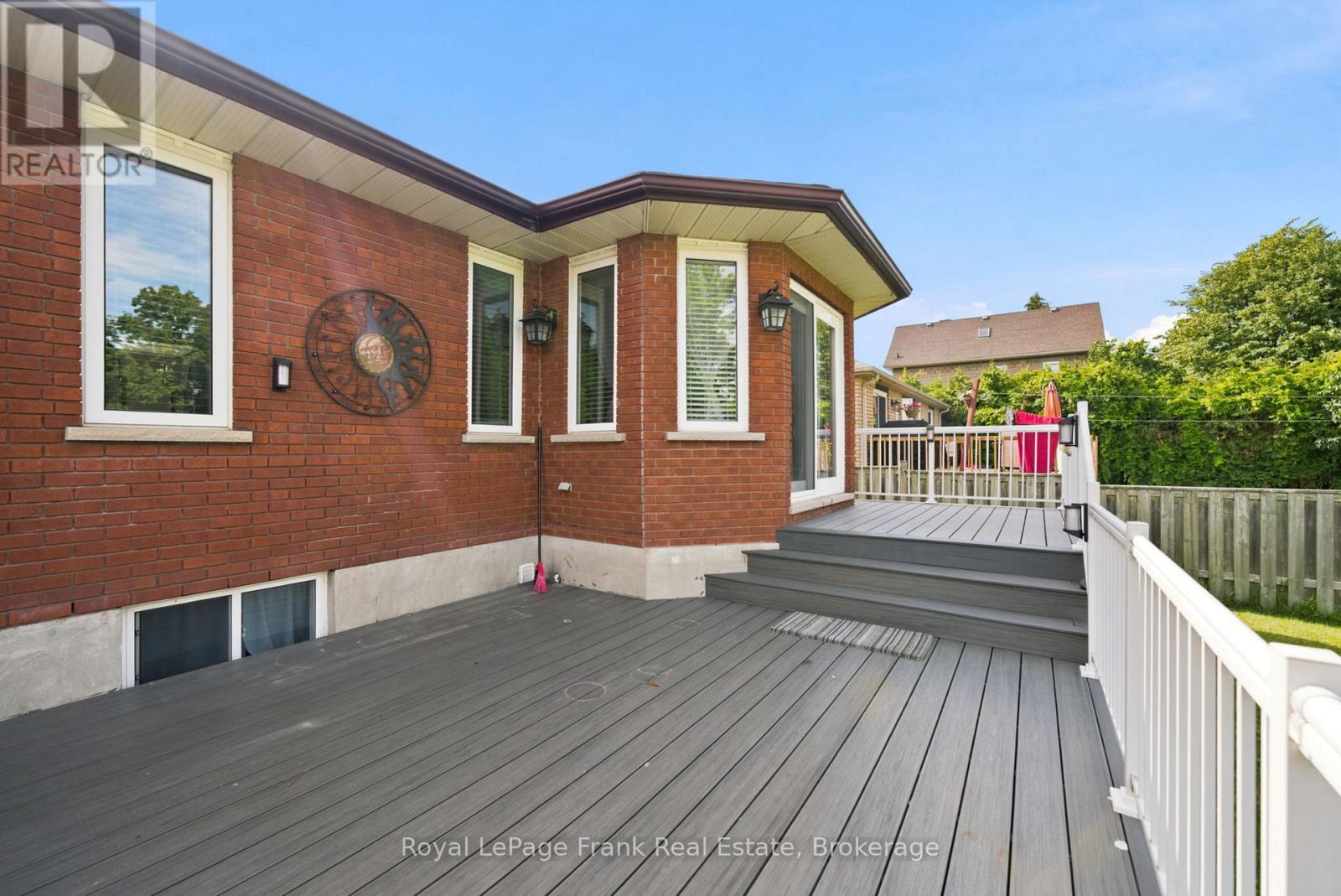 126 Angeline Street S, Kawartha Lakes (Lindsay), Ontario  K9V 3L6 - Photo 40 - X13497406