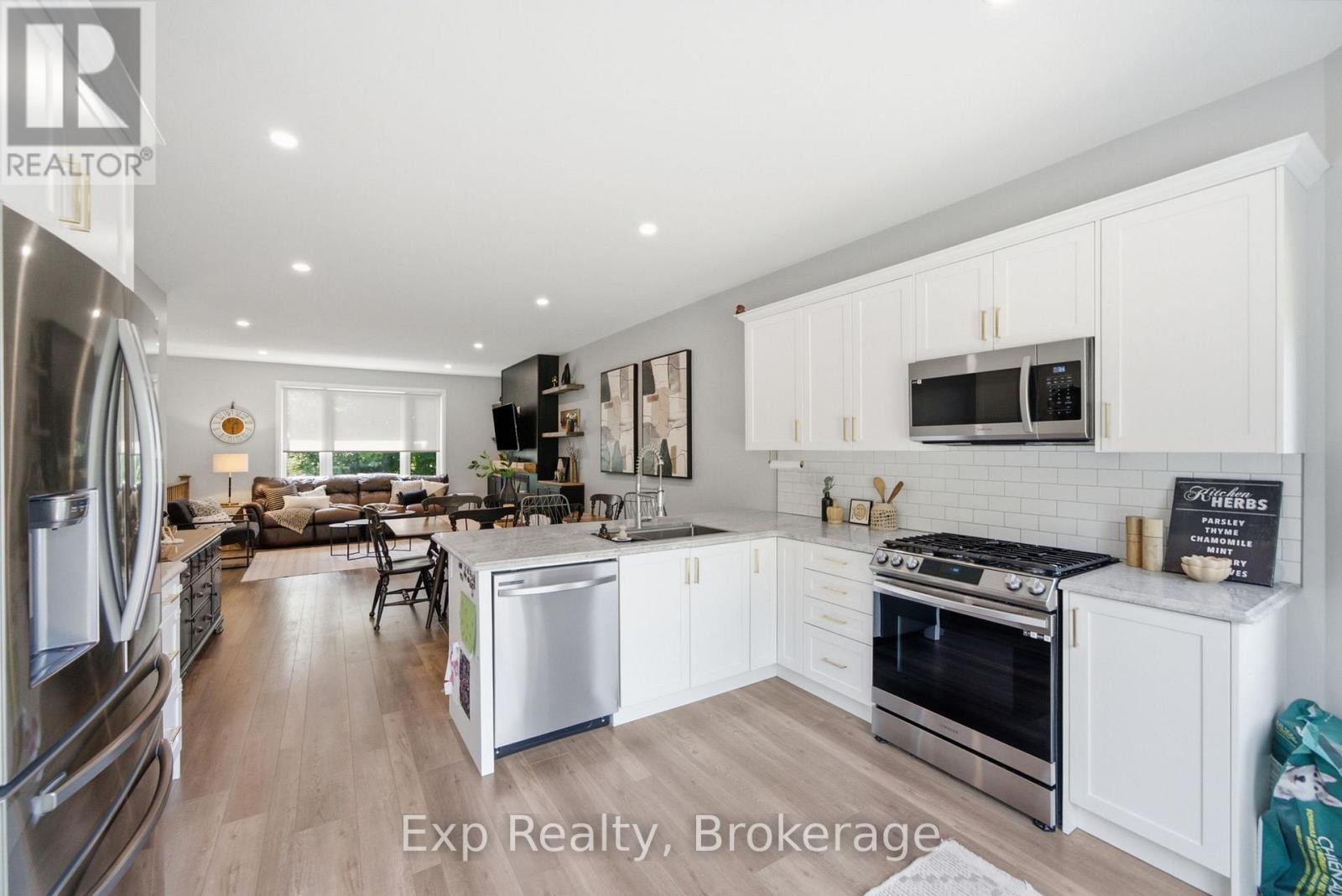 282 John Street, Kawartha Lakes (Pontypool), Ontario  L0A 1K0 - Photo 6 - X13497902