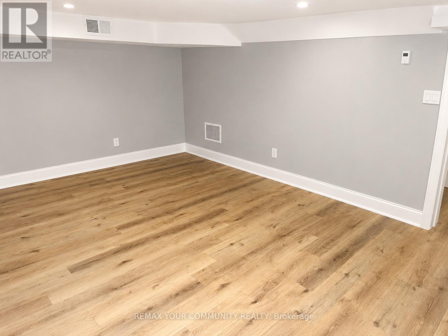 7 Mary Street E, Kawartha Lakes (Lindsay), Ontario  K9V 1V1 - Photo 7 - X13499408